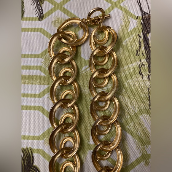 1980s Vintage Chunky gold statement necklace for toggle clasp - Picture 2 of 4